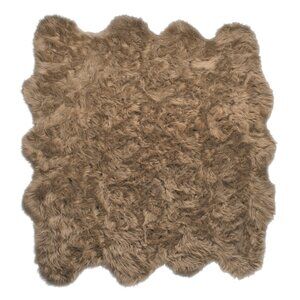 Luxe Home Decor Gordon Faux Sheepskin Octo Rug | 1-Piece | Tan | 6'x6'